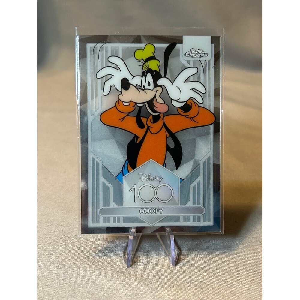 Topps Chrome Disney 100 Goofy Collectible Card